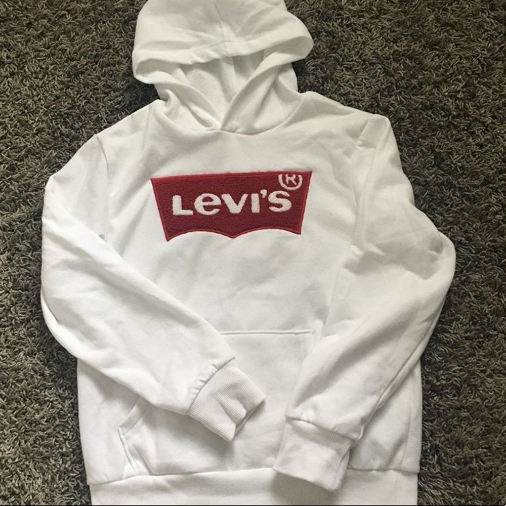 levis sweater